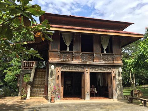 Philippine Heritage Houses, Myanmar House Design, Myanmar House, Houses In The Philippines, Craftsman Workshop, Pinoy Design, Jeepney Philippines, Old Spanish Style Homes, Ancestral House