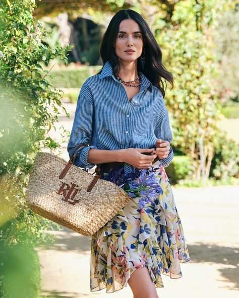 Lauren Ralph Lauren Summer 2024: Countryside Chic Casual Ralph Lauren Outfits, Polo Ralph Lauren Women Outfits Summer, Ralph Lauren Women Aesthetic, Ralph Lauren Summer Outfits, Ralph Lauren Style Women, Polo Ralph Lauren Women Outfits, Romantic Feminine Style, Ralph Lauren Summer, Ralph Lauren Looks