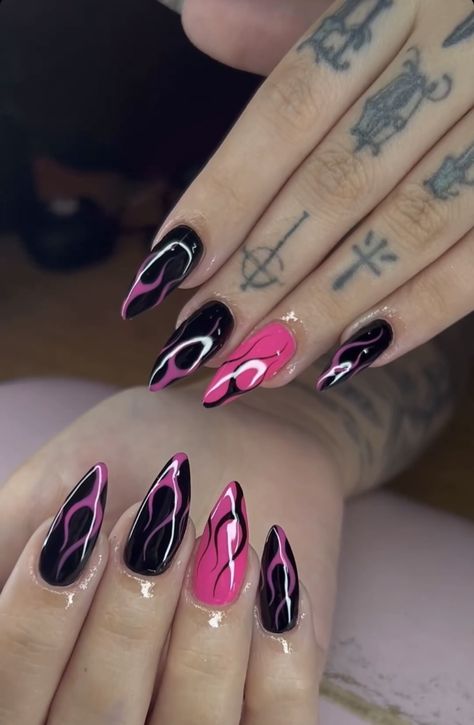 Black With Pink Tips Nails, Gel Nails Black And Pink, Nail Art Designs Pink And Black, Light Pink And Black Nails Ideas, Pink Goth Nails Grunge, Pink And Black Bat Nails, Black And Bright Pink Nails, Hot Pink Matte Nails Design, Gothic Barbie Nails