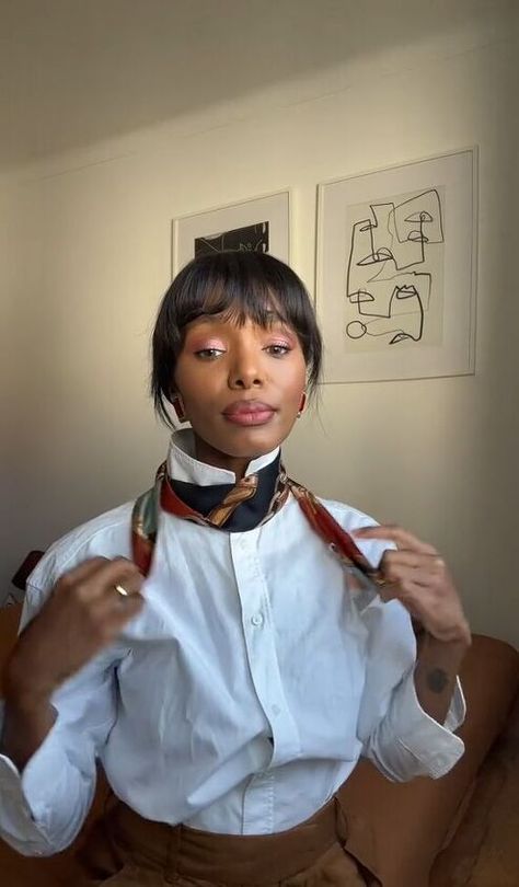 In this tutorial, I’m going to show you three ways to style a twilly scarf. If you’ve always wanted to wear a twilly scarf but weren’t sure how to, this tutorial is going to solve that problem. How To Tie Twilly, Hermes Scarf Styling, How To Wear Twilly Scarf, Twilly Scarf Styling, Scarf Around Neck Outfit, How To Style Hermes Twilly, Hermes Twilly Outfit, How To Tie Twilly On Neck, How To Tie A Twilly Scarf