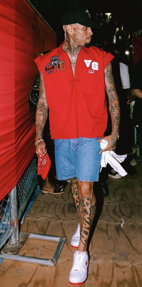 Chris Brown Summer Outfits, Chris Brown Street Style, Chris Brown Outfits 2023, Chris Brown Fits, Chris Brown 2024, Chris Brown 2023, Chris Brown Fashion, Chris Brown Tour, Chris Brown Photos