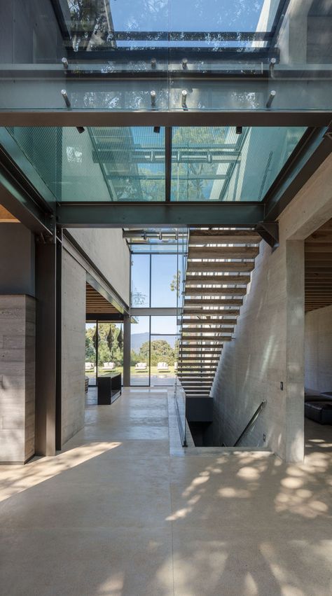 Gallery of Lake View House / grupoarquitectura - 15 Glass And Concrete House, Glass Bridge In House, Lake View House Plans, View House Plans, Glass Flooring, Glass Doors Interior, Concrete House, Modern Houses Interior, Glass Floor