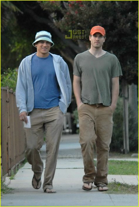 Luke MacFarlane Steps Out with Wentworth Miller Tr Knight, Luke Macfarlane, Dating Quiz, Brant Daugherty, Leonard Snart, Best Tv Couples, Jim Parsons, Wentworth Miller, Trends Magazine