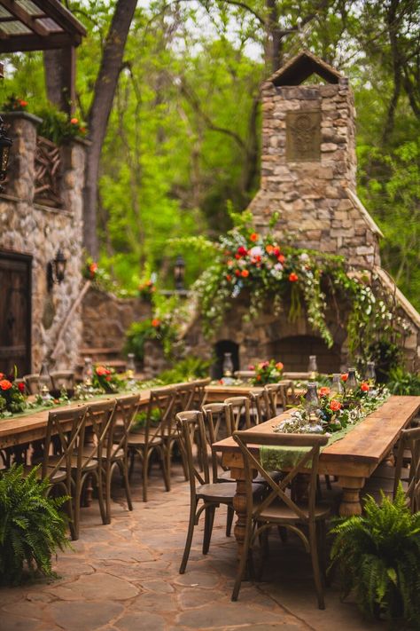 Cottage | Micro, Small, Intimate, Tiny Wedding Venue | Virginia Tiny Wedding Venues, Wedding Venue Virginia, Micro Wedding Ideas, Lynchburg Virginia, Airbnb Wedding, Wedding Rental, Tiny Wedding, Pigs Fly, Virginia Wedding Venues