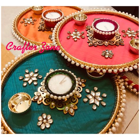 Rakshabandhan Dish Decoration, Arathi Plates Indian Weddings, Aarathi Thattu For Wedding, Decorative Aarti Thali, Aarti Plate Decoration For Wedding, Arathi Plate Decoration, Rakhi Thali Decoration Ideas Handmade, Thali Decoration Ideas For Rakhi, Arti Thali Decoration For Wedding