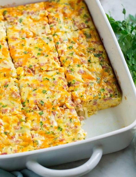 Omelet Breakfast Casserole, Oven Denver Omelet, Baked Denver Omelet Breakfast Casserole, Western Omelette Casserole, Denver Egg Casserole, Omelette Casserole Oven Baked, Baked Denver Omelet, Denver Breakfast Casserole, Omelet Casserole Oven Baked