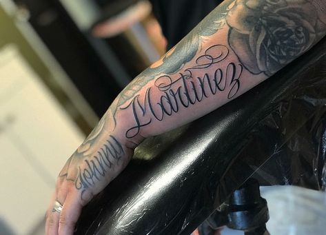 Hernandez Tattoo Lettering, Last Name Tattoo, Martinez Tattoo, Last Name Tattoos, Vikings Tattoo, Tattoo Lettering Design, Trippy Painting, Flash Tattoos, Dope Tattoos For Women