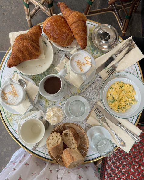 Cobblestones & cafe de flore 🩰🥐☕️💘🇫🇷 Paris aesthetic, Parisian vibes, Paris outfit, Pinterest inspired, Pinterest photo, for love and lemons French Vibes, Paris Things To Do, Semester Abroad, French Aesthetic, Parisian Aesthetic, Paris Dream, Paris Vibes, Parisian Lifestyle, Paris Girl