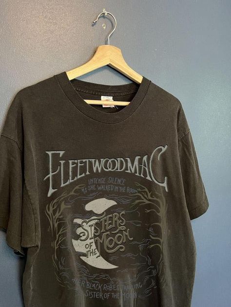 Fleetwood Mac Rumors Aesthetic Tee - A soft, comfortable tee featuring the iconic album cover art. Perfect for fans of the band or for anyone who loves classic rock. #fleetwoodmac #rumours #70s . #Chemise #Fleetwood_Mac_T_Shirt #Vintage_Patagonia_Outfit #Soft_Grudge_Aesthetics Comfy T Shirts, Baggy Band Shirt, Fleetwood Mac T Shirt, Babe With The Power Tattoo, Band Shirts Aesthetic, Dainty Shirts, Band Tees Aesthetic, Band Tee Aesthetic, Band Tshirt Outfit