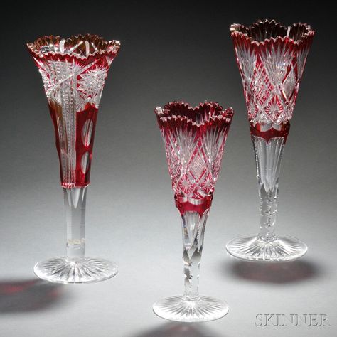 Three American Cranberry Cut-to-Clear Glass Trumpet-form Vases. Cranberry Glassware, Gold Kitchen Accessories, Bar Restaurant Interior, Crystal Champagne Glasses, Crystal Stemware, Vases For Sale, Blown Glass Art, Cranberry Glass, Crystal Champagne