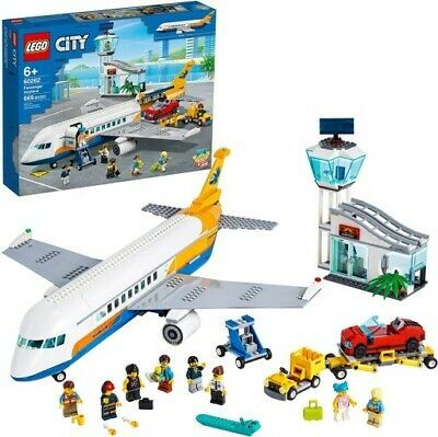 (eBay) LEGO Passenger Airplane City Airport (60262) Lego Concorde, Lego City Adventures, Lego City Airport, Lego Airport, Red Convertible, Lego Disney Princess, Lego Building Instructions, Building Toys For Kids, Construction Lego