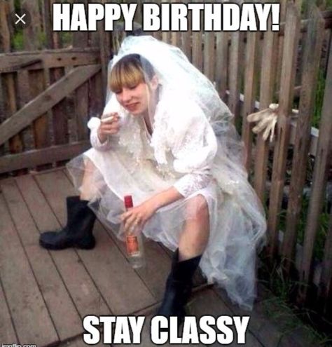 Wedding Photo Fails, Worst Wedding Photos, Funny Wedding Pictures, 밈 유머, Funny Wedding Photos, Village Girl, Happy Birthday Meme, Birthday Meme, Happy B Day