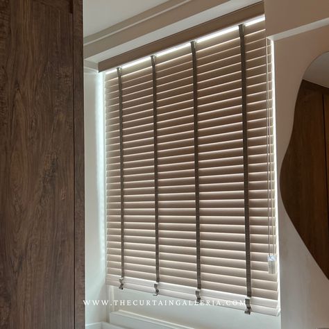 Trends, they come and go. Go for something timeless. Venetian blinds will always be a classic favorite, offering versatility, durability, and a sleek design that complements any interior style. 𝗗��𝗠 𝗨𝗦 𝗙𝗢𝗥 𝗔 𝗙𝗥𝗘𝗘 𝗦𝗜𝗧𝗘 𝗔𝗦𝗦𝗘𝗦𝗦𝗠𝗘𝗡𝗧 ✆ wa.me/96788582 | ✆ wa.me/97358682 🌐 www.thecurtaingalleria.com Venetian Blinds, Come And Go, Free Sites, Always Be, Assessment, Sleek Design, Interior Styling, Blinds, Sleek