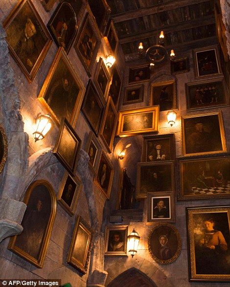 New Harry Potter theme park opens at Universal Studios in Hollywood | Daily Mail Online Hogwarts Background, Harry Potter Svg, Harry Potter Wall, Dark Acadamia, Images Harry Potter, Hogwarts Castle, Hogwarts Aesthetic, Slytherin Aesthetic, Harry Potter Pictures