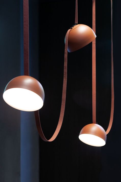 vibia-the-edit-exploring-good-design-with-molteni-ferruz-4 Barcelona Design, Italian Furniture Design, Bathroom Inspiration Modern, Bronze Lighting, Studio Interior, Star Hotel, Italian Furniture, Good Design, Pendant Lamps