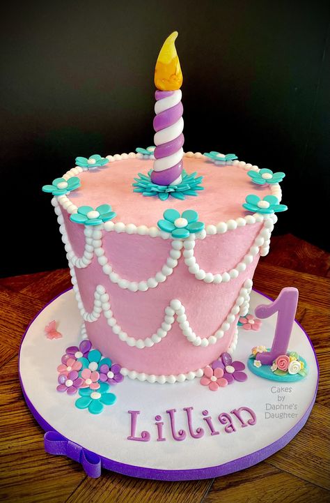 Alice In Wonderland Birthday Cake Simple, Alice In Wonderland Smash Cake, Unbirthday Cake, Alice In Wonderland 1, Alice In Wonderland Cake, Wonderland Cake, Alice In Wonderland Tea Party Birthday, Alice In Wonderland Cakes, Wonderland Birthday