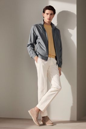 Loro Piana RTW Spring 2019 – WWD Canvas Shoes Outfit, Old Money Outfits For Men, Men's Fall Fashion, Fall Fashion Inspiration, Loro Piana Men, Old Money Outfits, Mens Smart Casual Outfits, High Fashion Men, Men's Street Style