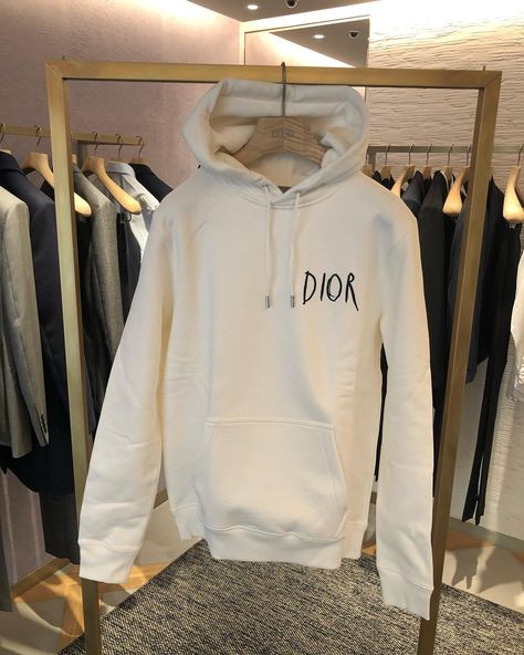 Dior Hoodie Men, Dior Sweater Men, Dior Hoodie, Dior Sweater, Black Men Fashion Urban, Dior Men, Men Dior, Boutique Trends, Men's Sweatshirts