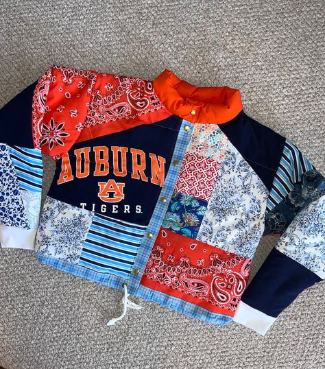 This Womens Jackets & Coats item by GamedayEdit has 10 favorites from Etsy shoppers. Ships from Lewisburg, PA. Listed on Mar 4, 2024 Patchwork Puffer Jacket, Football Season Outfits, Bed Party, Gameday Fashion, Clothes Embroidery Diy, College Colors, Patchwork Coat, College Apparel, Team Jackets