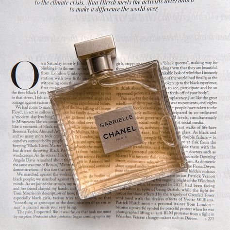 Chanel Gabrielle Perfume, Filler Inspiration, Chanel Gabrielle, Chanel Perfume, Gabrielle Chanel, Beige Aesthetic, Original Photo, Favorite Scents, Black Queen