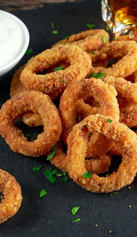 Air Fryer Onion Rings Recipe, Onion Rings Air Fryer, Airfryer Dinner, Air Fryer Onion Rings, Fried Onion Rings, Crispy Onion Rings, Onion Rings Recipe, Appetizers Healthy, Recipes Sides