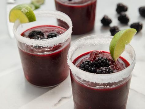 Pioneer Woman Margarita Ice Cubes, Pioneer Woman Blackberry Margarita, Chilis Blackberry Margarita Recipe, Blackberry Lime Margarita, Blackberry Margarita Pitcher, Pioneer Woman Blackberry Lemon Ice Cream, Booze Recipes, Key Lime Margarita, Lime Margarita Recipe