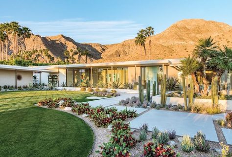 Thunderbird Heights Home Is Well Preserved from the Mid-1950s Modern Desert Home, Private Courtyard, Brick Siding, Bighorn Sheep, Modern Desert, Rancho Mirage, Modern Style Homes, Desert Homes, Coachella Valley