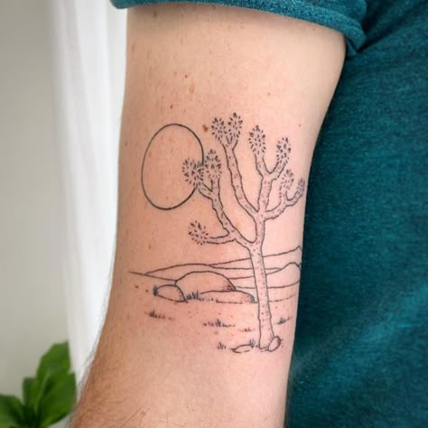 Desert Tattoos, Joshua Tree Tattoo, Western Tats, Desert Tattoo, Always Tattoo, Western Tattoos, Card Inspo, Sun Tattoo, Friend Tattoos