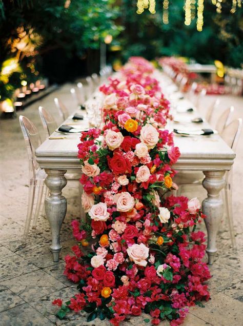 Valentines Shoot, Whimsical Garden Wedding, Garden Wedding Ideas, Magenta Wedding, Romantic Garden Wedding, Boda Mexicana, Magical Garden, Theme Color, Long Table