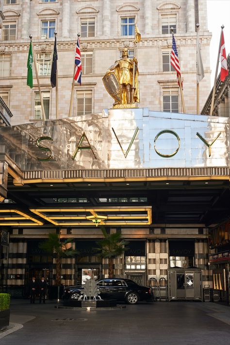 Savoy London, Spencer House, Banqueting House, Highgate Cemetery, Savoy Hotel, Dutch House, Hampton Court Palace, Red Brick House, London Tours