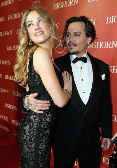 Johnny Depp and Amber Heard might be divorcing, so let's look back at their relationship evolution. Depp Heard, Amber Heard Johnny Depp, Johnny Depp And Amber Heard, Amber Heard Style, Johnny Depp And Amber, Johnny Depp Pictures, Johnny D, Cute Celebrity Couples, Sean Penn