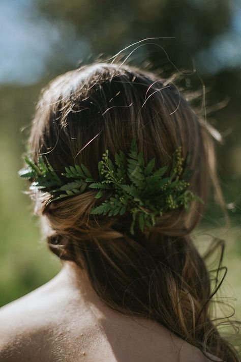 Spring & summer half-down wedding hairstyle with greens Fern Wedding, Wedding Hairstyles And Makeup, Wedding Hair Side, Earthy Wedding, Side Hairstyles, Bridal Crown, Loose Curls, Woodland Wedding, Forest Wedding