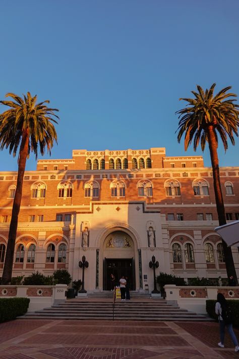 Usc Gould Law, University Of Southern California Aesthetic, Usc Acceptance Letter, Usc Acceptance, Ucla Campus Aesthetic, Ucsd Aesthetic, Usc Aesthetic, Fsu Campus, College Manifestations