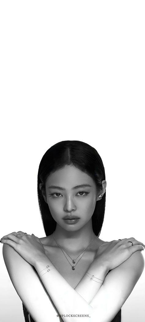 Jennie Lockscreen, Jennie Vogue, Extended Wallpaper, Vogue Wallpaper, Jennie Calvin Klein, Coco Crush, Purple Aesthetic Background, Jennie Wallpaper, Blackpink Poster