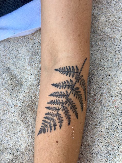 #tattoos #tattooist #marthasmithtattoo #dotwork #dotworktattoo #dotworkers #london #cutetattoos #delicatetattoo #blackwork #smalltattoos #tattoosforwomen #tattooideas #fern #ferntattoo Fern Tattoo Inner Arm, Fern Forearm Tattoo Women, Mens Tropical Tattoos, Fern Leg Tattoos Women, Fern Tattoo On Arm, Fern Arm Tattoos For Women, Forearm Fern Tattoo, Fern Tattoos For Women, Fern Stomach Tattoo