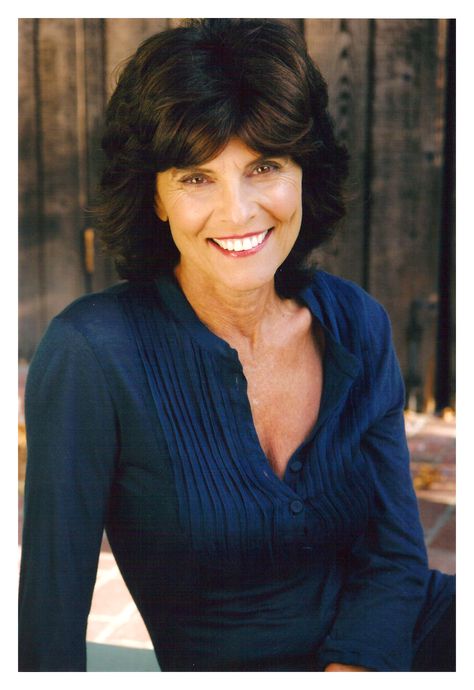 Thanksgiving Hairstyles, Adrienne Barbeau, Jacqueline Bisset, Bangs For Round Face, Stunning Hairstyles, 8x10 Photo, Classic Beauty, Classic Hollywood, Trendy Hairstyles