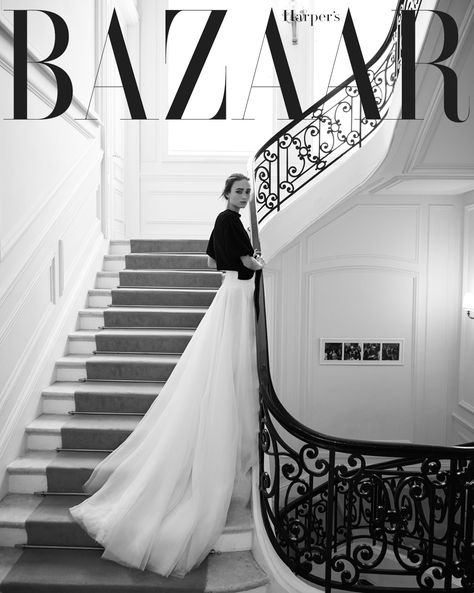 Dior Headquarters, Magazine Cover Design Ideas, Fashion Magazine Cover Design, Foto Scale, Victoria Tornegren, Icons Women, Cover Design Ideas, Harpers Bazaar Covers, Style Icons Women