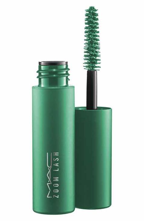 MAC Little MAC Zoom Lash Mini Mascara Mac Beauty Products, Smudge Proof Mascara, Mini Mascara, Black Lashes, Mascara Tips, Lash Mascara, Eye Mascara, Makeup Mascara, Contour Brush