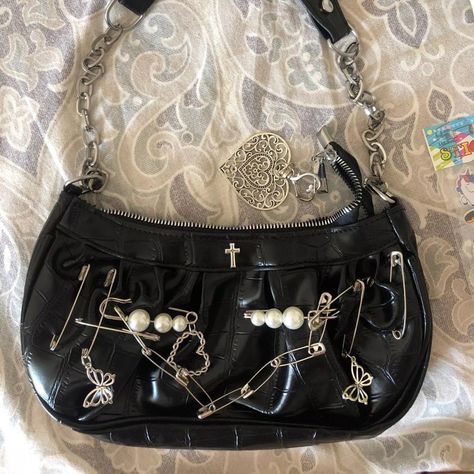 Goth Bags Handbags, Gothic Bags Handbags, Alt Purse, Diy Goth Accessories, Grunge Wallet, Grunge Bags, Emo Bag, Grunge Purse, Punk Purse