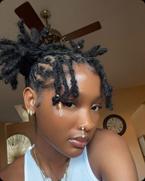 Woman With Dreadlocks, Loc Inspiration, Short Locs, Locs Styles, Short Locs Hairstyles, Loc Hairstyles, Dreadlock Style, Starter Locs, Dreadlock Styles