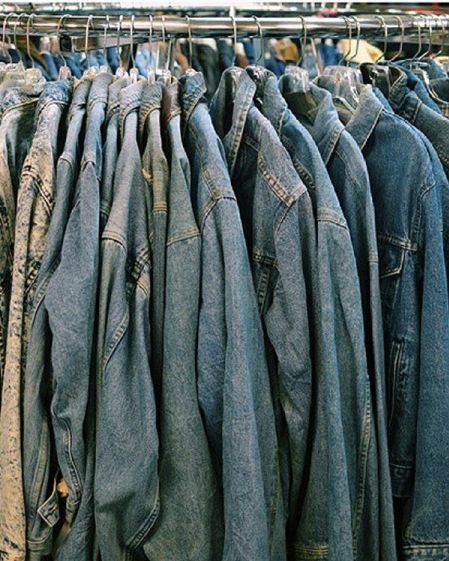 vintage denim is always a good idea Denim Aesthetic Outfit, Vintage Denim Aesthetic, Blue Cargos, Denim Background, Denim Aesthetic, Aesthetic Grey, Denim Editorial, Cool Denim, Jeans Store