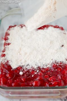 Cherry Poke Cake, Easy Cherry Dump Cake, Super Simple Cake, Easy Cherry Cobbler, Work Treats, Cherry Pie Filling Recipes, Cup Of Cake, Cherry Dump Cake Recipe, Cake Mix Recipe