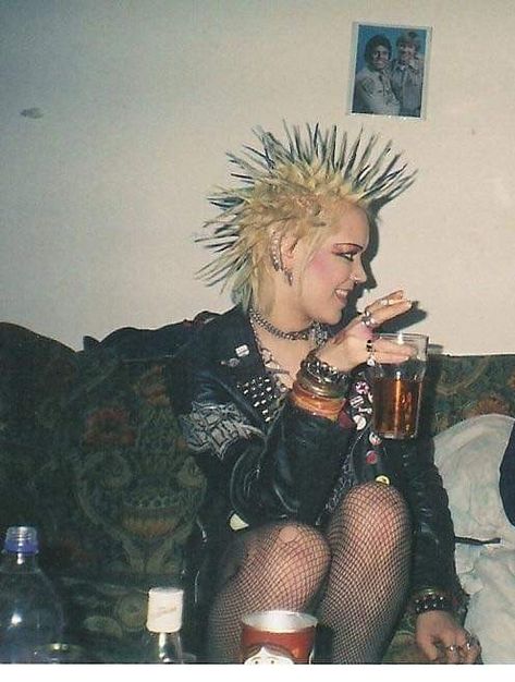 80’s Punk, Punk Subculture, 70s Punk, 80s Punk, Punk Culture, Punk Looks, Punk Aesthetic, Punk Scene, Punk Hair