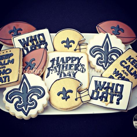 Cookies Platter, Cookie Clothes, Sports Cookies, Fan Cave, Sweet Lady, New Orleans Saints, Sports Theme, Sugar Cookies, New Orleans