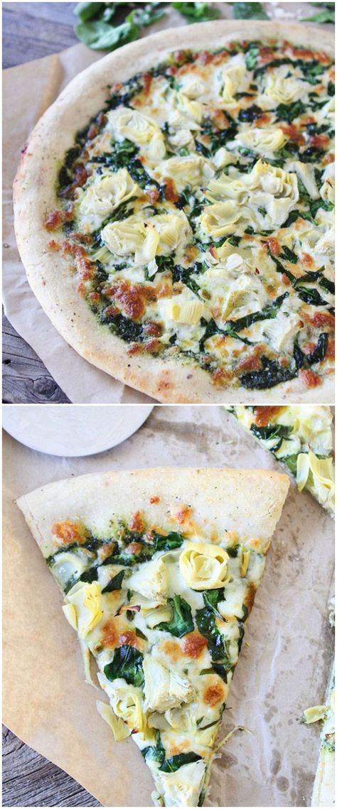 Spinach Artichoke Pesto Pizza on twopeasandtheirpod.com One of my all-time favorite pizzas! Pizza Artichoke, Pizza Spinach, Artichoke Pesto, Pasta A La Carbonara, Pesto Pizza Recipe, Artichoke Pizza, Tasty Pizza, Pasta Per Pizza, Pesto Pizza