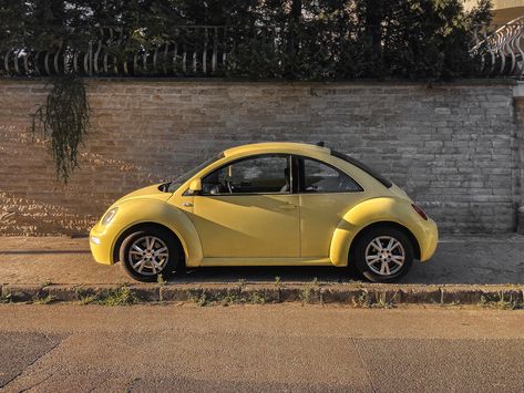 1999 Volkswagen New Beetle Beetle Car Yellow, Yellow Buggie Car, Yellow Volkswagen Beetle Aesthetic, Yellow Beetle Car Aesthetic, Beetle Car Aesthetic, Yellow Bug Car, Beetles Car, Beetle Car Volkswagen, Vw Beetle Aesthetic