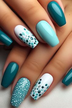 Teal Nail Designs, Teal Nails, Fancy Nails Designs, Pretty Nail Art Designs, Dots Nails, Fancy Nails, Chic Nails, Green Nails, Blue Nails