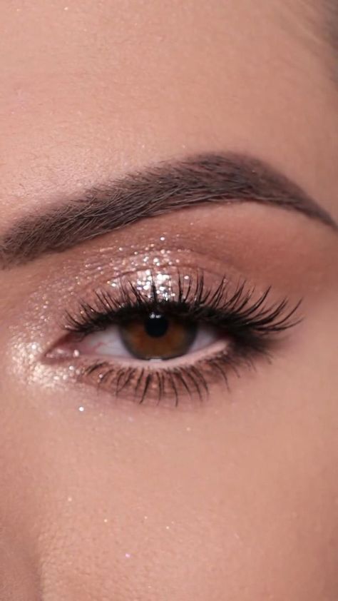 Eye Makeup Simple, Light Eye Makeup, Ball Makeup, Wedding Eye Makeup, Prom Eye Makeup, Makeup Simple, Prom Makeup Looks, Dance Makeup, Formal Makeup