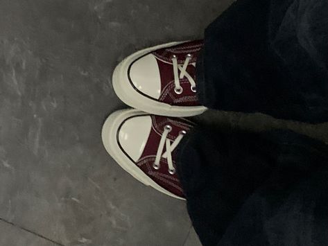 Dark Red Converse, Converse Chuck Taylor 70s, Chuck Taylor 70s, Maroon Converse, Chuck 70s, Red Converse, Converse Chuck, Chucks Converse, Chuck Taylor