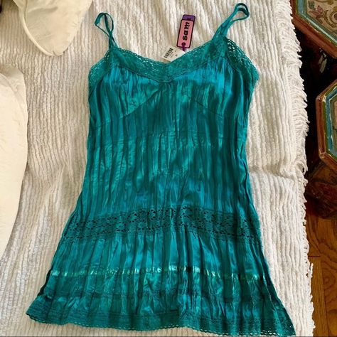 Brand New With Tag Emma And Sam 100% Silk Camisole Top With Ribbon And Lace Trim. Beautiful Teal Blue/Green Color. Xs Ely, H2o Characters, Teal Clothes, Teal Outfits, Silk Camisole Top, Teal Tank Top, 2000s Clothes, Turquoise Top, Hippie Clothing